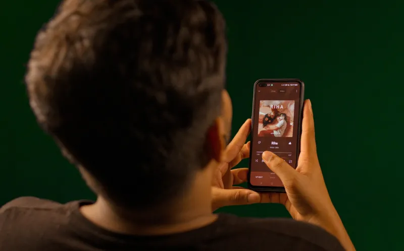 Del patio al feed: cuando las canciones del cole se hacen virales en TikTok